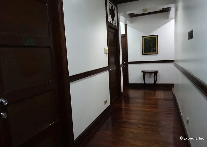 Malate Pensionne Manilla