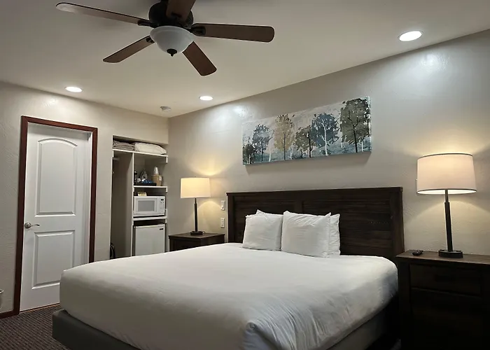 Bluebird Inn Cambria