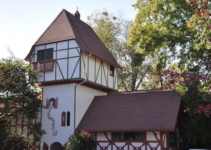 Helendorf River Inn, Suites & Conference Center