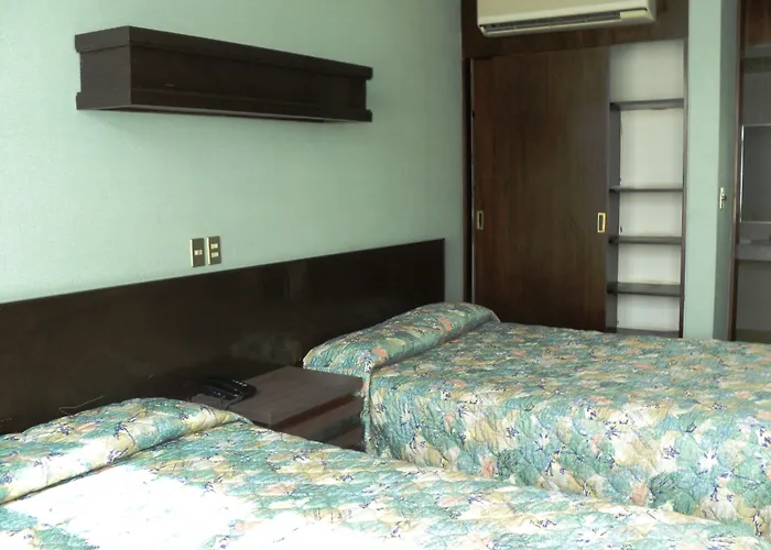 Hotel Mary Celaya 