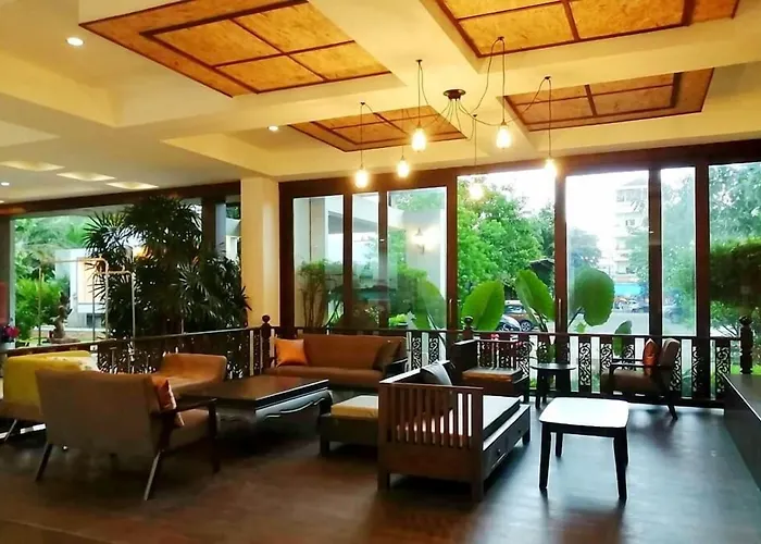 Nana Buri Hotel Chumphon
