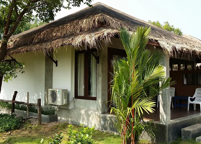 Nana Beach Hotel Chumphon