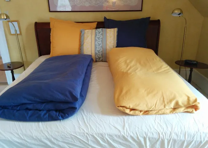 Fairmont House Bed & Breakfast Mahone Bay