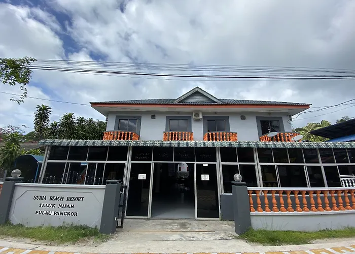 Suria Beach Resort Teluk Dalam