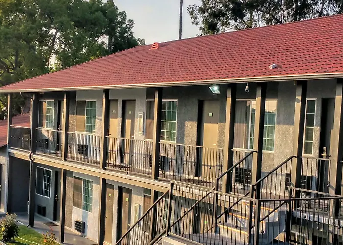 Jewel City Inn Glendale