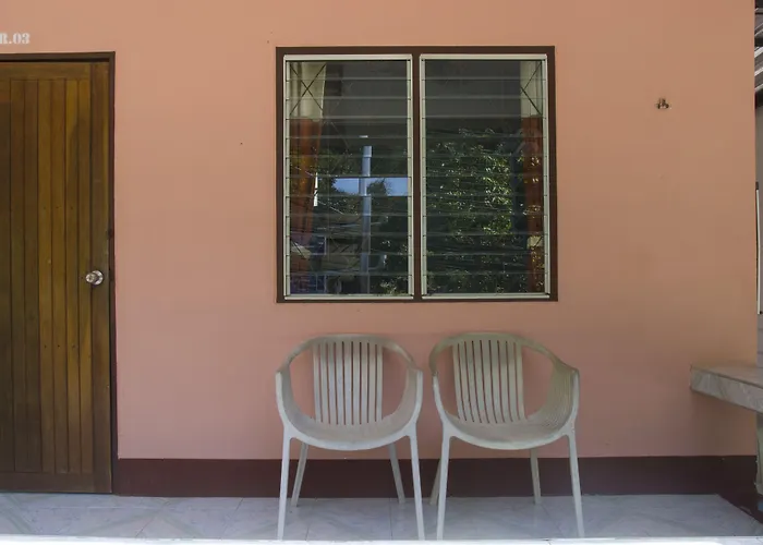 Gypsy Village Resort Phi Phi Adaları