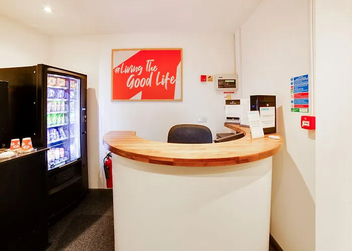 Snooze Hotel Corby