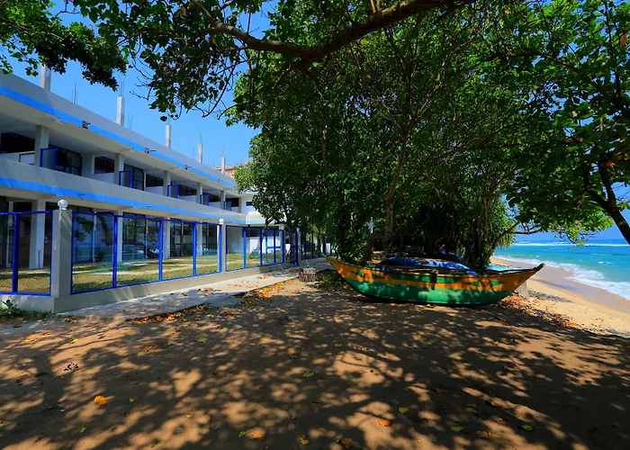 Paradise Beach Resort&Diving school Mirissa