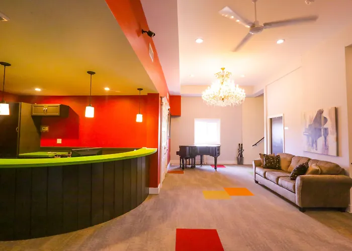 Chateau Suites Norristown