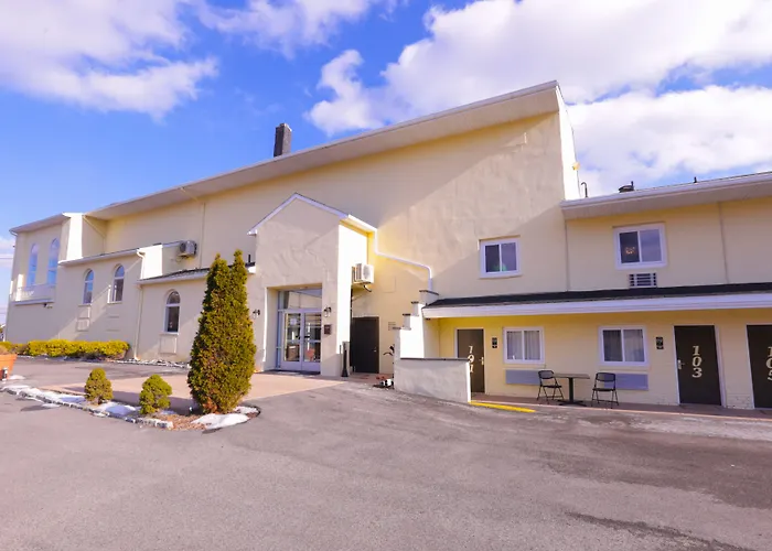 Chateau Suites Norristown