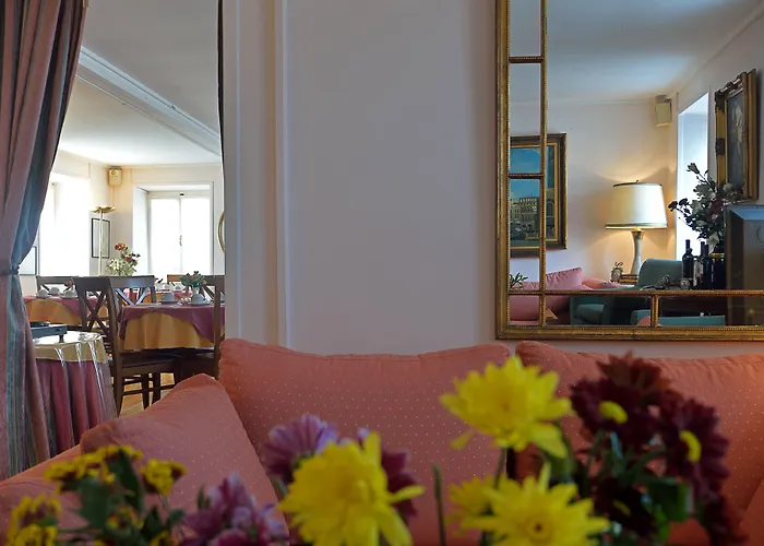 Konstantinoupolis Hotel Corfu 