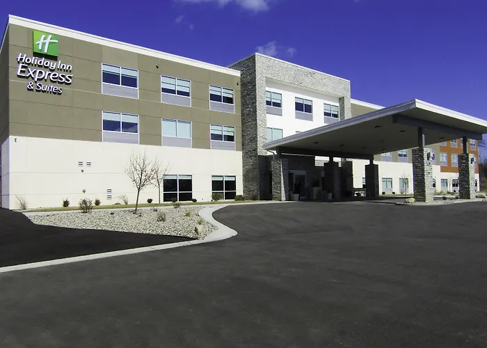 Holiday Inn Express & Suites Coldwater By Ihg