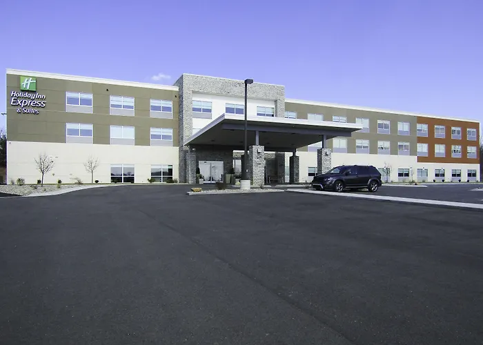 Holiday Inn Express & Suites Coldwater By Ihg