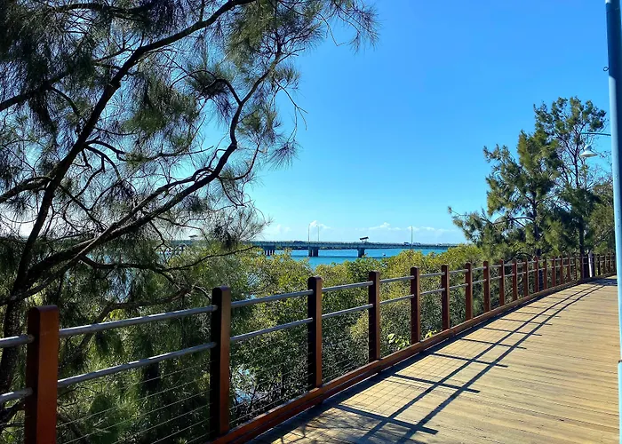 Riviera Mackay Aparthotel