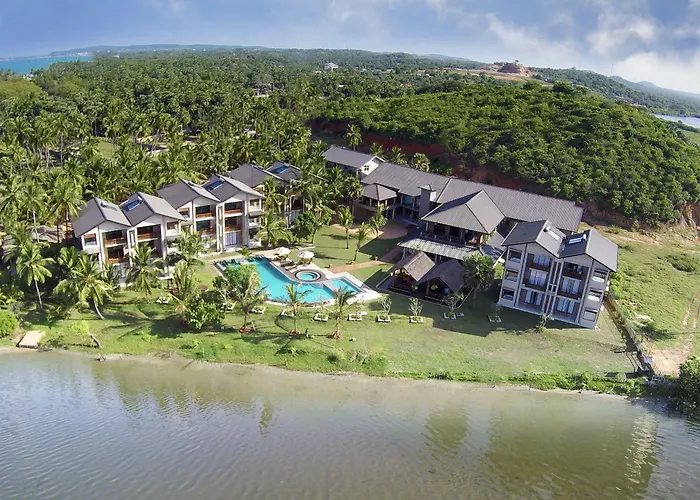 Amaranthe Bay Resort & Spa Trincomalee