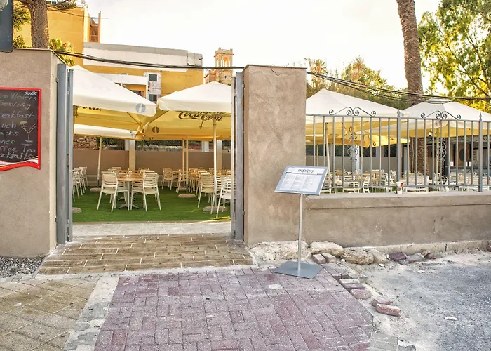 Beach Garden Hotel San Ġiljan