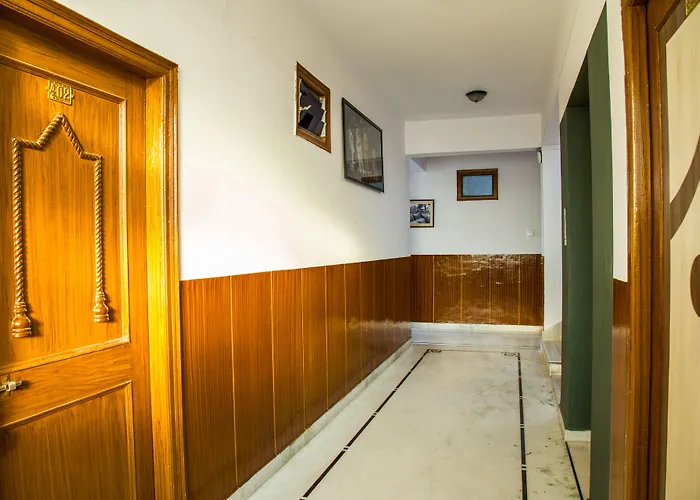 Hotel Udai Palace - Centrally Located Budget Family Stay Udaipur