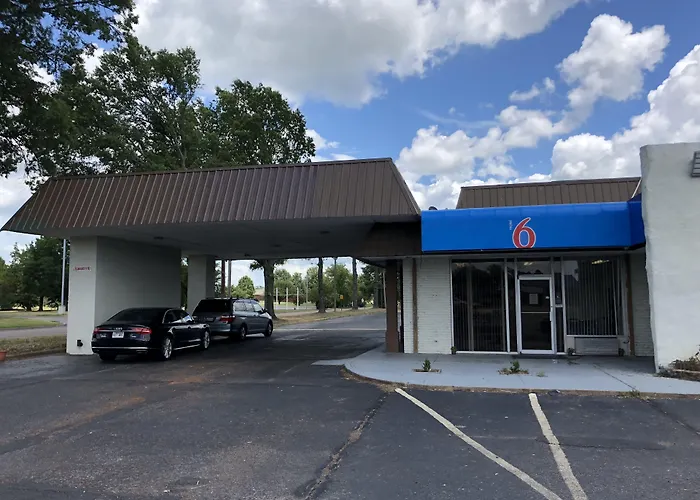 Motel 6-Brinkley, Ar