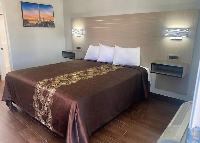 Mayfair Inn Onratio Airport & Convention Center Ontario