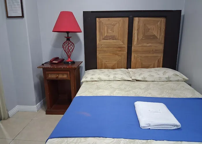 Hotel Le Carmen Cebu Stadt
