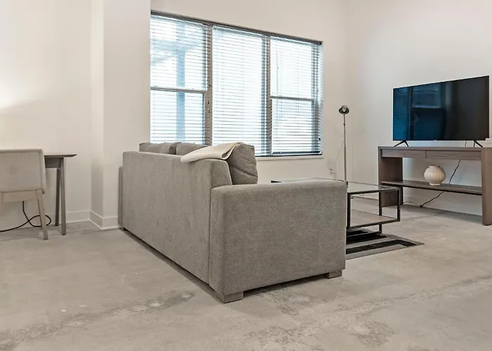 Landing Apartments - Ballpark Heights Saint Louis
