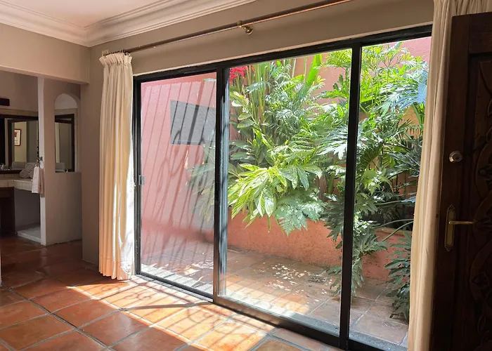 Bed and Breakfast Casona de Elefantes Cuernavaca