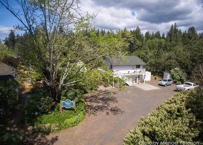 Rubyjune Inn White Salmon
