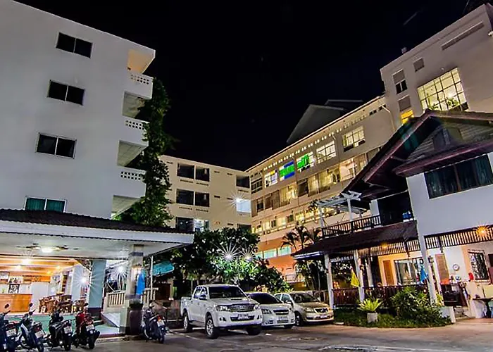 Sutus Court 4 Hotel Pattaya