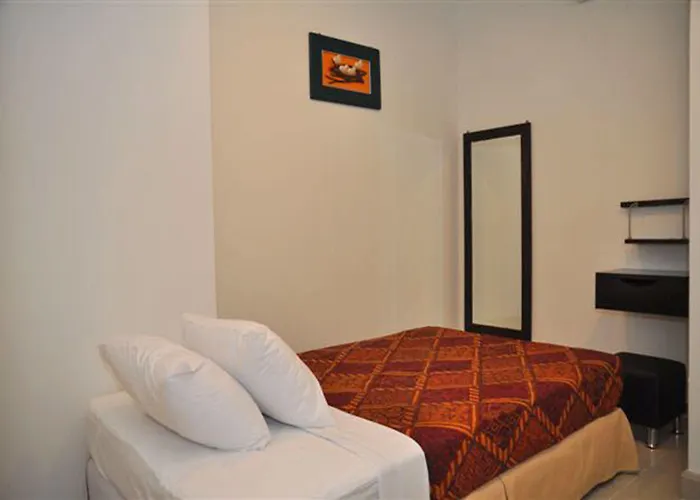 Old Budget Hotel George Town