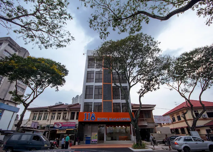 118 Hotel Macalister George Town
