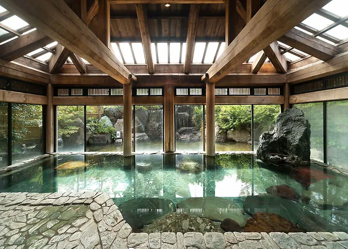 Yuraku Hotel Awara