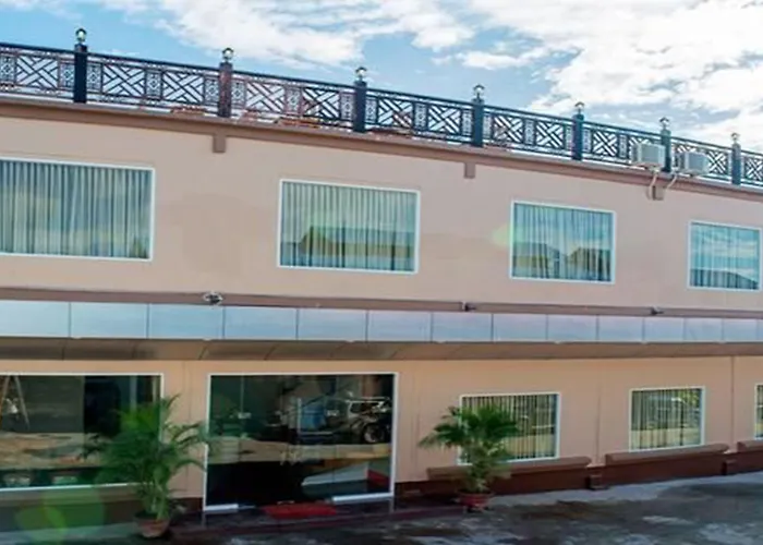 Aung Tha Pyay Hotel 3 Yangon