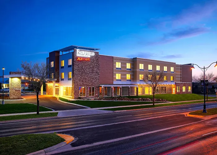 Fairfield Inn & Suites By Marriott Madison Verona
