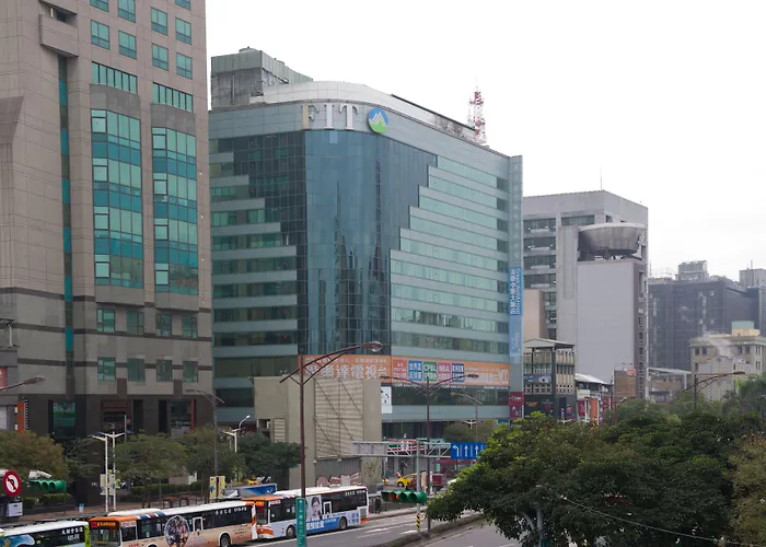 Green World Hotel - Zhonghua ไทเป