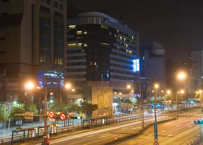 Green World Hotel - Zhonghua ไทเป