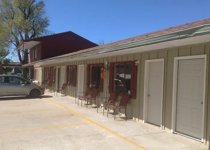 Roundtop Mountain Vista - Cabins And Motel Thermopolis