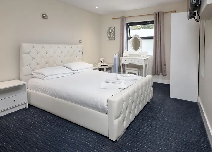 The R Inn Hotel Desborough