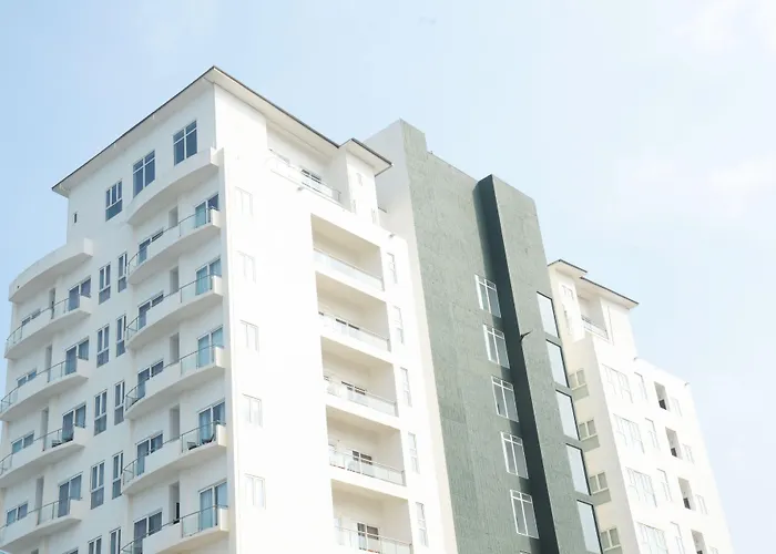 Ocean Edge Suites & Hotel Colombo