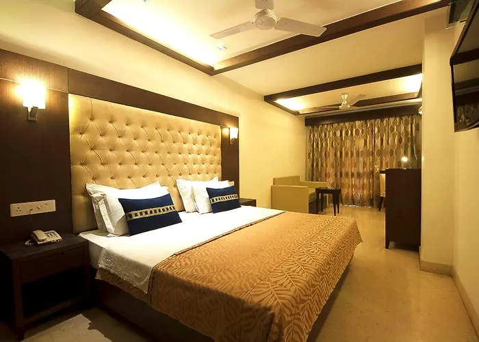 Metropolis Tourist Home New Delhi