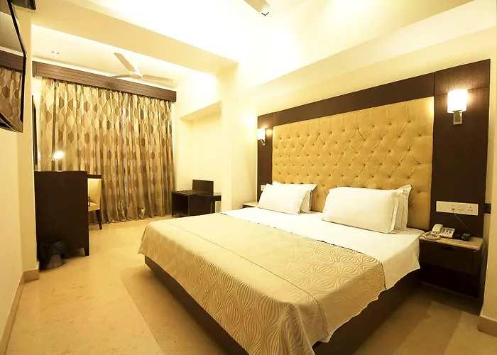 Metropolis Tourist Home New Delhi