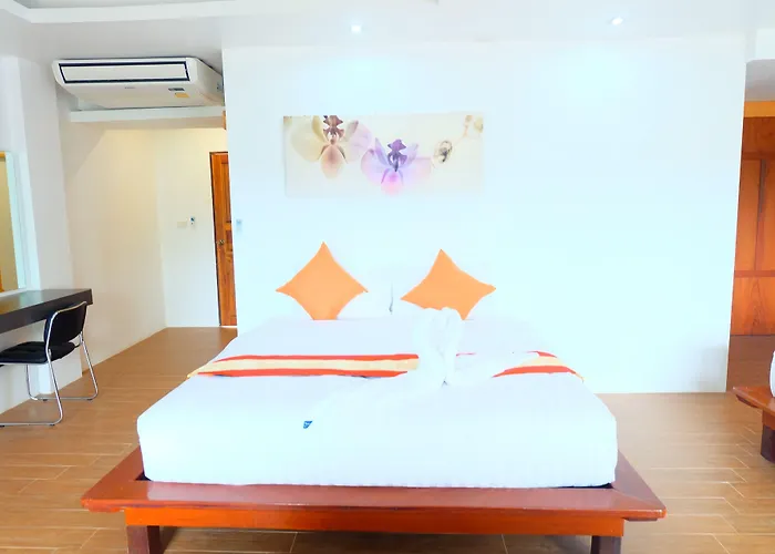Pranee Amata Hotel เกาะเต่า