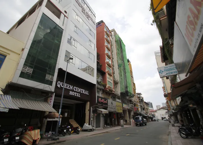 Queen Central Hotel - Ben Thanh Market TP. Hồ Chí Minh