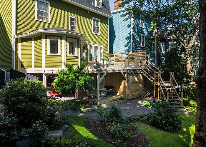The Elizabeth Manor Guesthouse St. John's