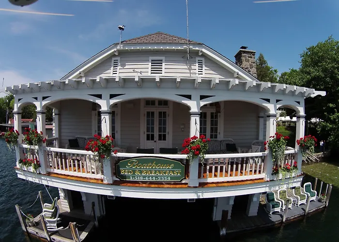 Lake George Boathouse Waterfront Lodging Bolton Landing