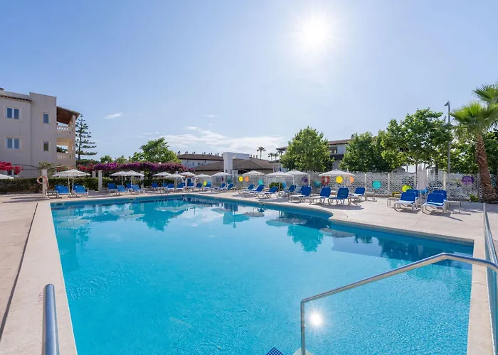 Aparthotel Globales Isabel à Cala Bona 