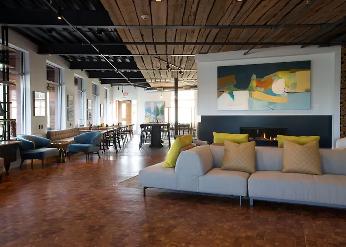250 Main Hotel Rockland