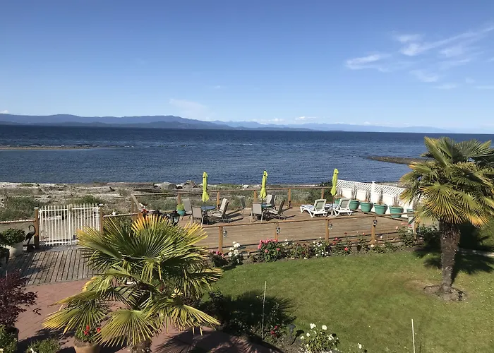 Buena Vista By The Sea Hotel Qualicum Beach