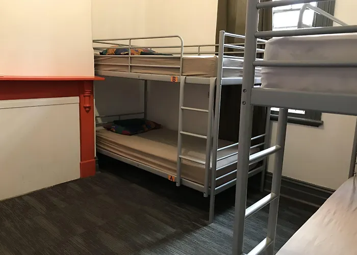 Haus Accommodation - Note - Valid Passport Required To Check-In Perth