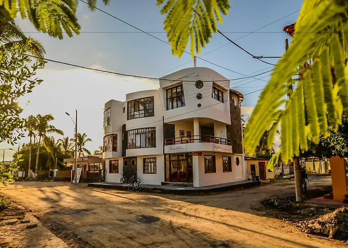 Hotel Volcano Puerto Villamil