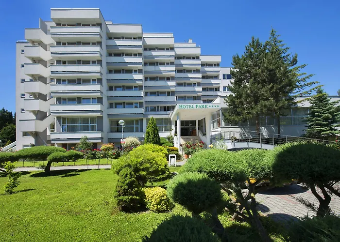 Hotel Park Piest'any